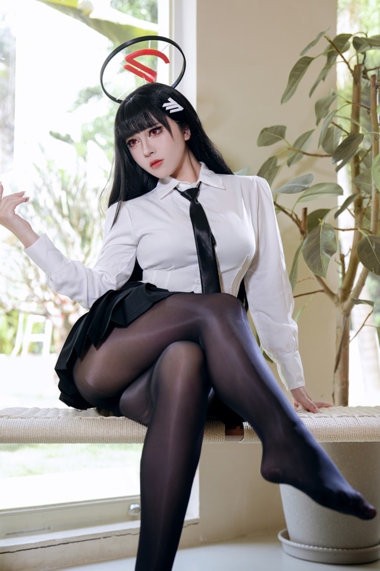半半子#蔚蓝档案 调月莉音 制服+竞泳--必看佳人！