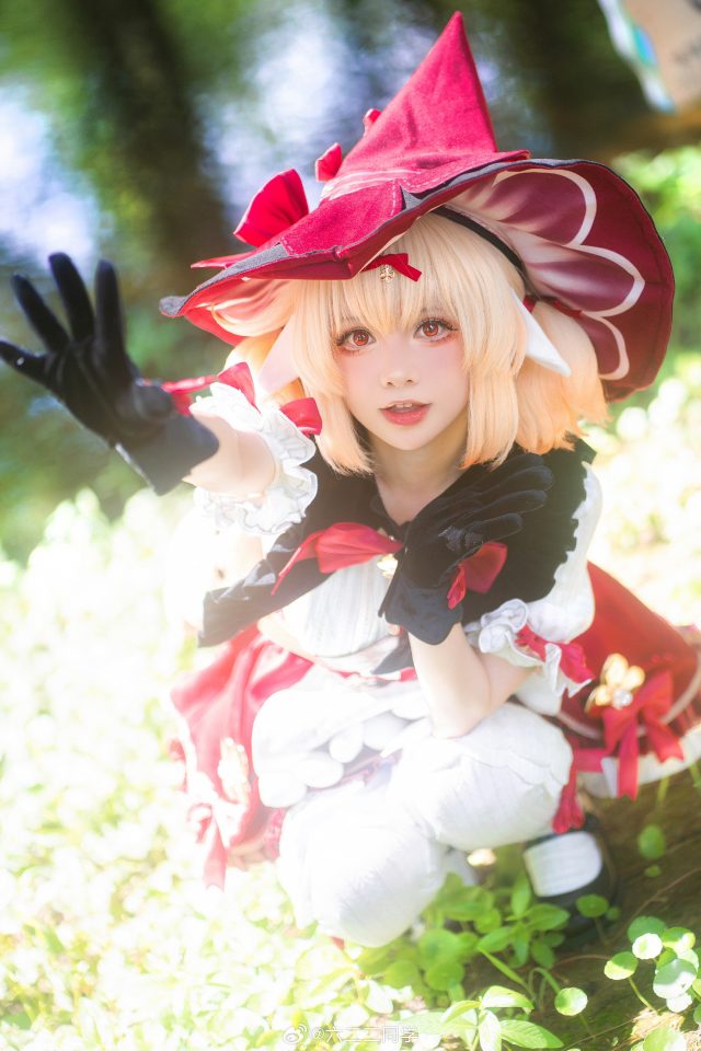 六二二同学cos《原神》可莉，展现“火花骑士”的可爱魔法治愈