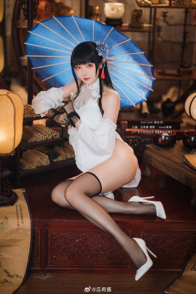 瓜希酱cos《碧蓝航线》逸仙,展现美轮美奂的性感魅力! 瓜希酱cos《碧蓝航线》逸仙,展现美轮美奂的性感魅力!