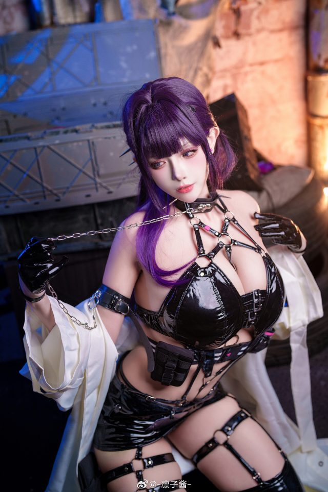 梦幻现实:凛子酱演绎《胜利女神:妮姬》米哈拉的绝美COSPLAY 梦幻现实:凛子酱演绎《胜利女神:妮姬》米哈拉的绝美COSPLAY